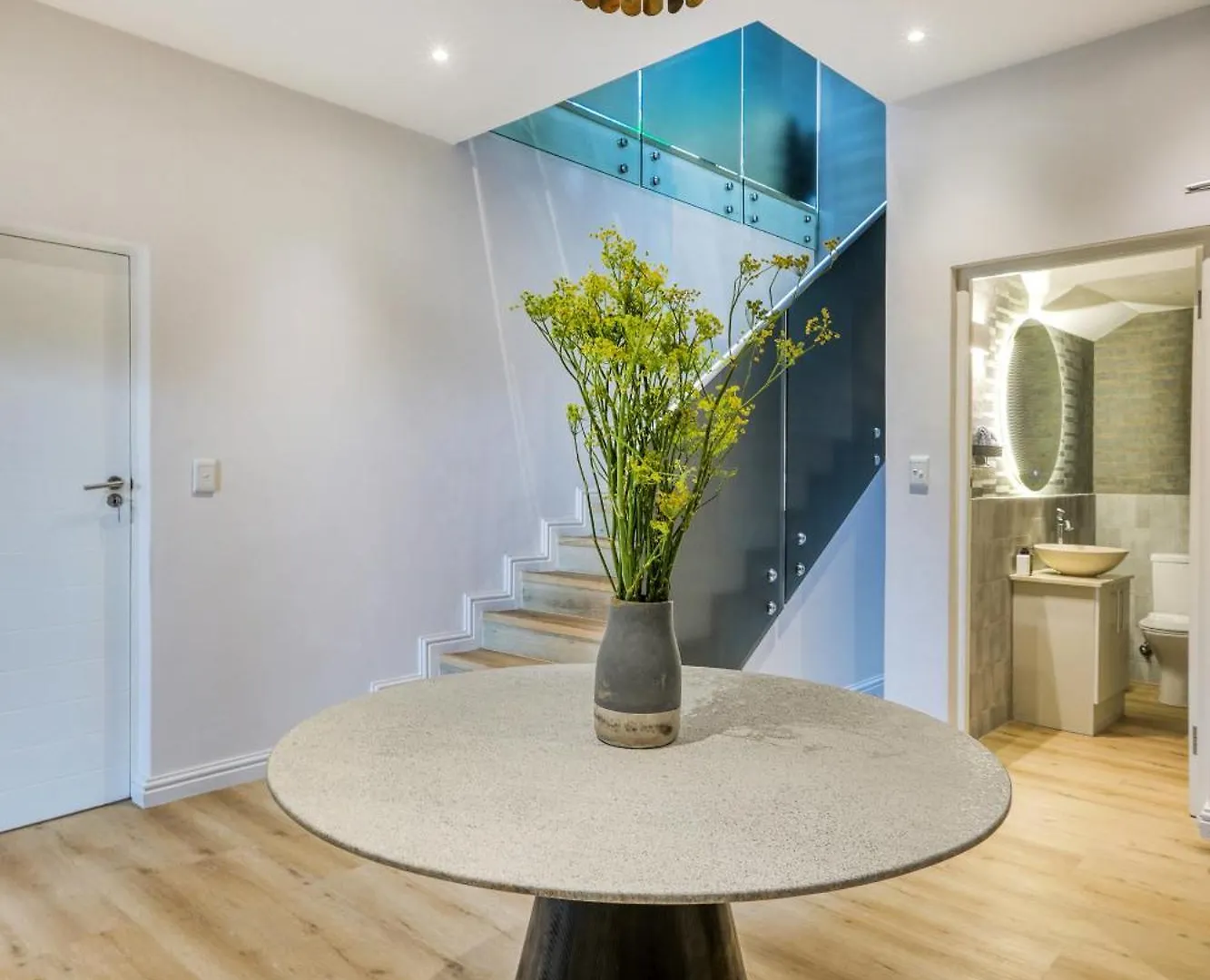 Villa Vista Del Mare Camps Bay - 3 Min Walk To Beach, Pool, View Cape Town